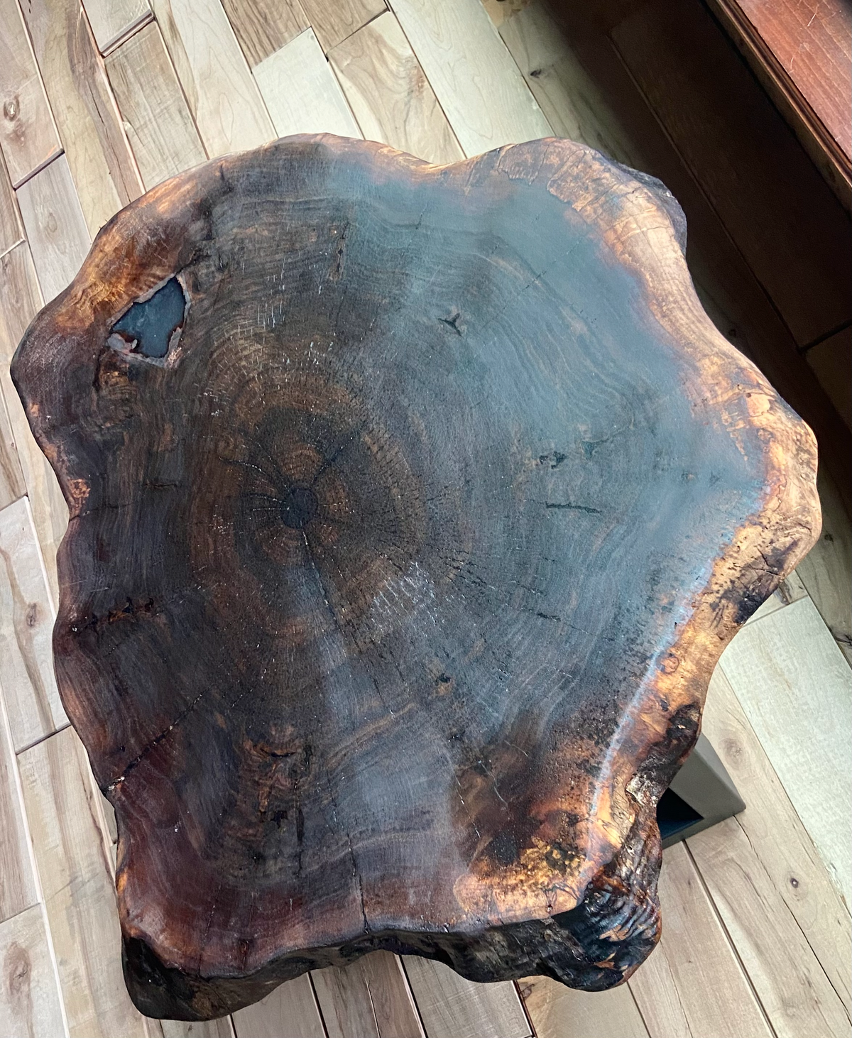 Live Edge Round Walnut Coffee Table|Live Edge CrossCut Wood Coffee Table|Live Edge Black Walnut Table|Live Edge Rustic Walnut Wafer Table