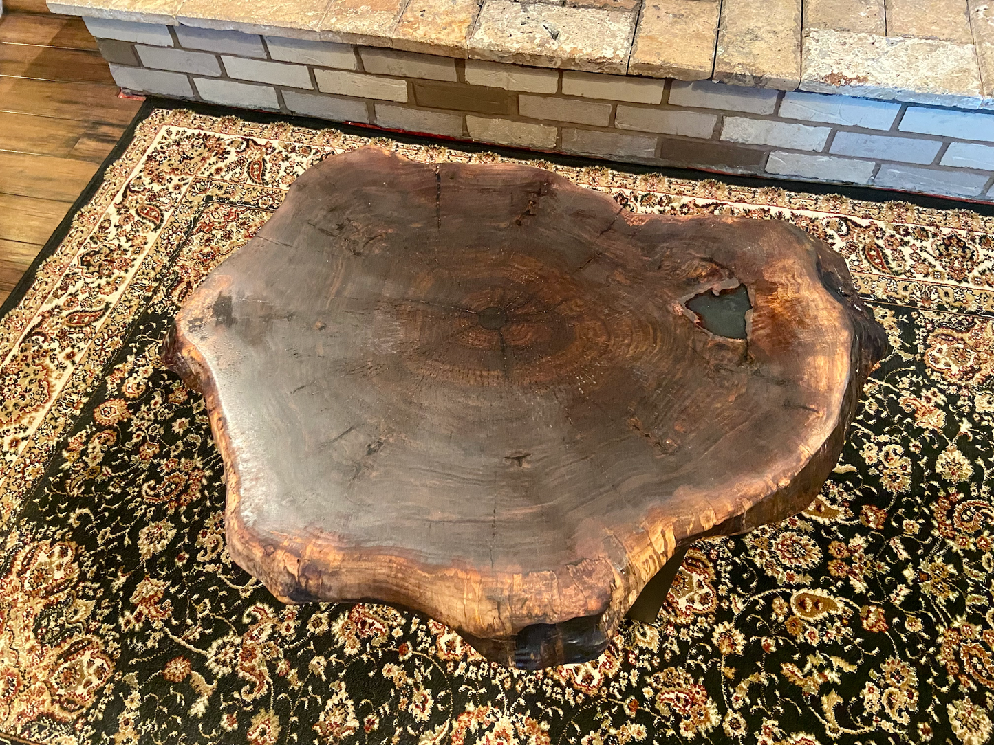 Live Edge Round Walnut Coffee Table|Live Edge CrossCut Wood Coffee Table|Live Edge Black Walnut Table|Live Edge Rustic Walnut Wafer Table