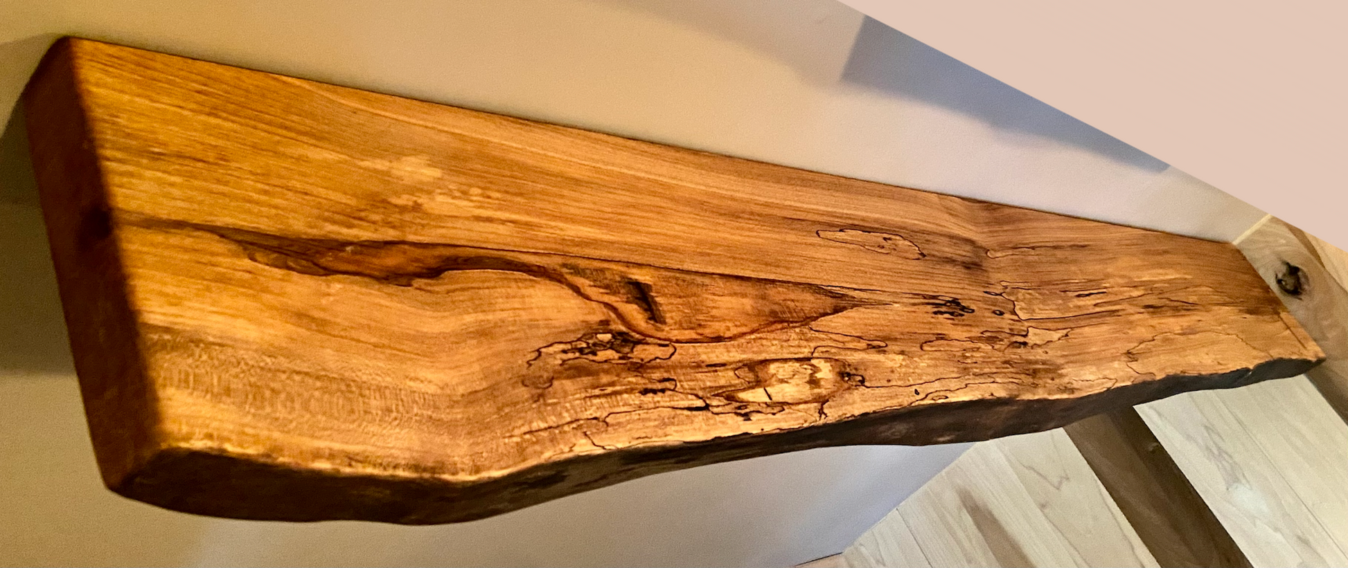 Custom live edge maple shelves with natural wood grain, handcrafted from solid maple. Ideal for rustic, modern, or farmhouse interiors.