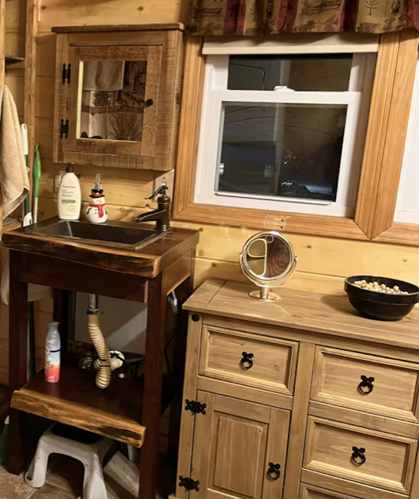 Tiny House Live Edge Furnishings