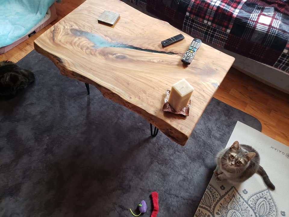 Light Turquoise Epoxy Pour (SOLD)